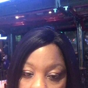 Meet your Posher, Sade